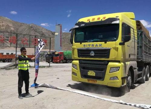 国产和进口重卡爬坡视频