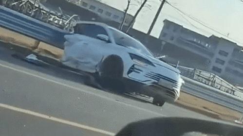 国产电车碰撞解体事件视频,揭秘事故真相与安全反思